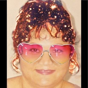 Meet your Posher, Phyllis